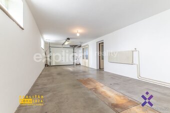 Prodej rodinného domu 5+1 333 m2, pozemek 2 555 m2 - Bzenec, - 11