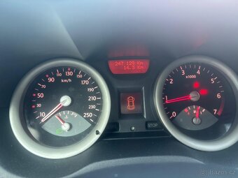 Prodám Renault Megane 2 1,6 16V - 11