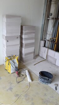 Rekonstrukce bytů a domů, malování - 11