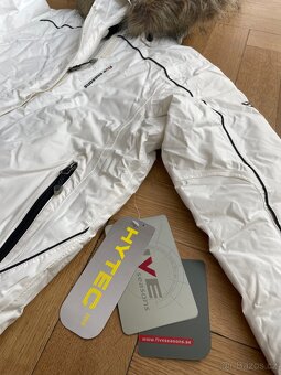 Nová dívčí zimní značková bunda Five Seasons 9-10 let - 11