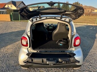 Smart Fortwo EQ Elektro 22kw NAVIGACE  DPH - 11