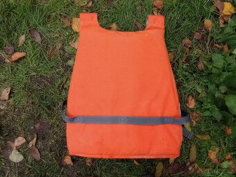 Vesty - různé velikosti (S-XL); Hiko,Hodonský,Vega,Tribord - 11