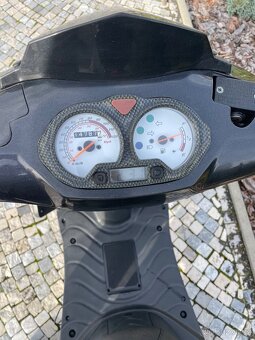 Skutr 125 ccm nova stk najeto 14800 km - 11