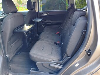Ford S-MAX 2.0 Tdci 140Kw Titanium 4x4 r.v.2019 nové v ČR - 11
