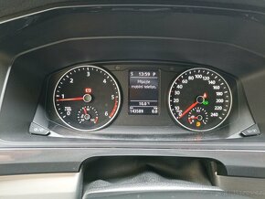 VW Multivan T6 Long, 4x4, DSG, tažné, nezávislé topení - 11