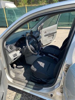 Mazda 2 1.25i, KLIMA, STK 6/2027 - 11
