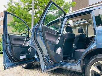 Subaru Forester 2.0i 4x4 MANUÁL 1MAJITEL EXCLUSIVE VÝHŘEV - 11