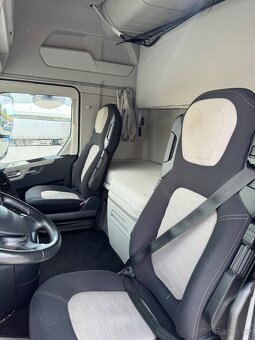 TAHAČ FORD F- MAX 500 STANDART ZÁRUKA 6 MĚSÍCŮ - 11