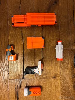 Nerf pistole + příslušenství - 11