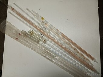 Laboratorní sklo - 11