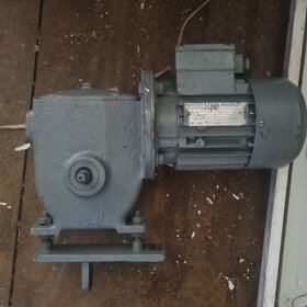 Prodám plně funkční elektromotory - 11