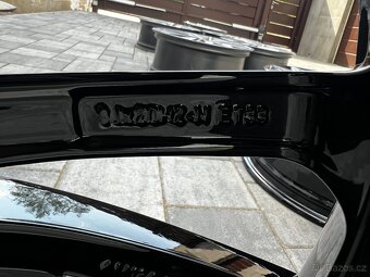Mercedes cls r20 top - 11
