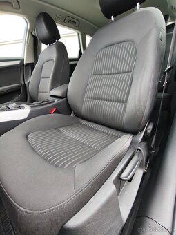 Audi A4 B8.5 Avant 2.0TDi 110kw,2015,S-line,NAVI,MANUÁL - 11