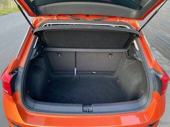 VW T-Roc. 1.6 TDI, 85 kW, 2 majitel, krásný stav - 11