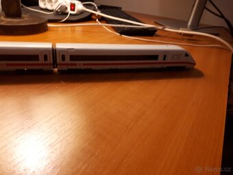 PRODÁM VLÁČKY - RYCHLÍKOVOU SOUPRAVU HO - ROCO - 11