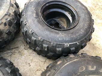 Polaris Rzr 170 zadní ráfky s pneu - 11