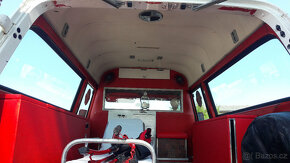 Chevrolet Suburban C10 Ambulance 350Cui V8 1970 BA95 / LPG - 11