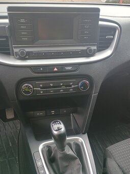 Kia ceed 1.6.tdi - 11