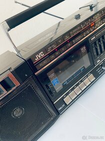 Radiomagnetofon JVC PC - 30, rok 1987 - 11