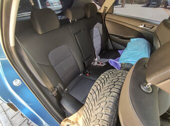 HYUNDAI TUCSON 1.7 CRDi,85KW,4x2,2016,2xALU,RÁM,PDC,NAVI. - 11