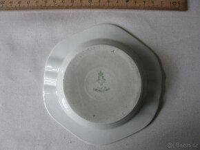 České retro hrnky,vázy,talíře,dekorace - 11