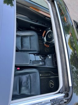 Lexus - 11