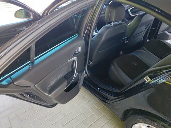 Opel Insignia hatchback 2.0 CDTi 120kW, r.v. 2015 + originál - 11