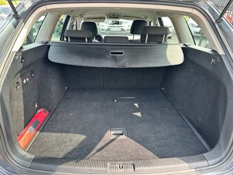 Volkswagen Golf Variant 1.6TDi NAVI, 100%KM - 11
