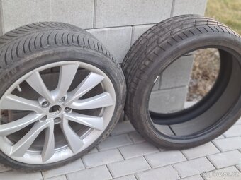 TOP SLEVATesla alu obute zimní +letní pneumatiky R 19 - 11