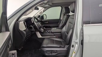 2022 TOYOTA TUNDRA LIMITED CREWMAX 4WD - 11