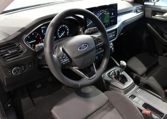Ford Focus TDCi Titanium ACC / BLIS / Cam nafta manuál - 11