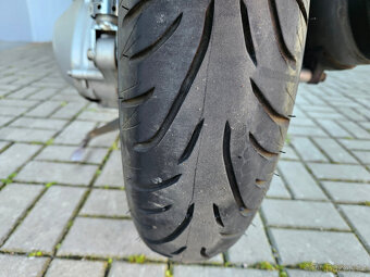 Honda SH 300 ABS - 11