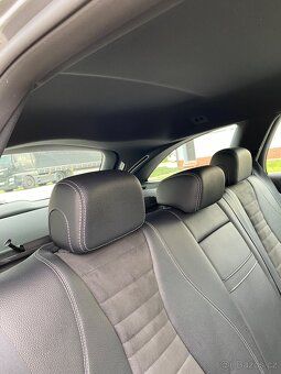 Prodám Mercedes  2018 E220d 4Matic W213 143kW Pohon 4x4 - 11