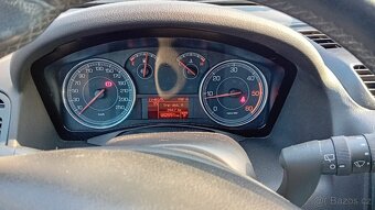 Fiat Croma 1.9 JTD 110kW automat - 11