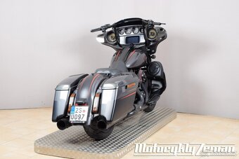 Harley-Davidson FLHXSE CVO Street Glide PL6 - 11