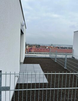 Pronájem bytu 2+kk/T, 45m² + terasa 23m2, ul. Hofbauerova, P - 11