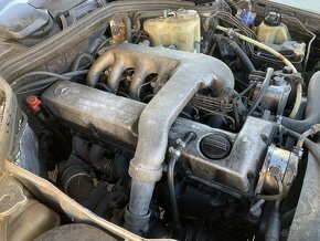 PRODÁNO Mercedes Benz W124 300TD automat - pohřební - 11