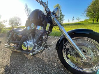 Suzuki intruder 1400 - 11