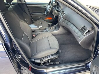 BMW 330i e46 Facelift Touring Manuál Originál stav - 11