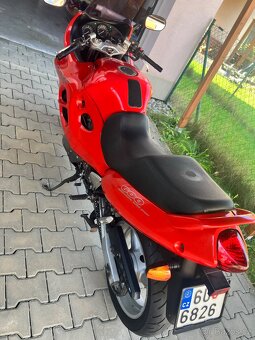 Suzuki GSX600F Katana - 11