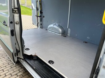 VW CRAFTER 2.0TDI 103 KW - 11