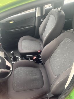 Hyundai i20,TOP NAJEZD 120 000km, GARÁŽOVANÉ,1.2Benzin,STK - 11