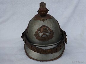 Velitelská hasičská přehlídková krásně zdobená helma přilba - 11