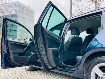 Volkswagen Golf 2.0TDI 110KW VÝHŘEV SENZORY SERVISKA - 11