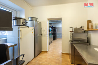 Pronájem restaurace 75 m², v Praze 8, ul. Trojská 46 - 11