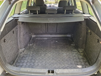 Škoda Octavia II kombi, rok 2008, vadný motor 1,9 TDI 77 kW - 11