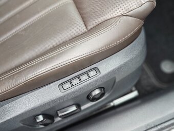 Škoda Superb III L&K 2.0 TDI 140kw DSG 4x4 KEYLESS PANO 2018 - 11