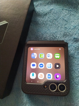 Samsung z flip 6 , 3x pouzdro , 12 GB RAM, 256 GB úložiště - 11