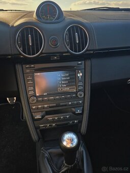 Porsche Cayman S Black Edition kus č. 001 - 11
