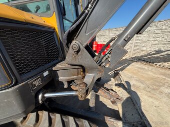 Volvo ECR 58D bager - 11